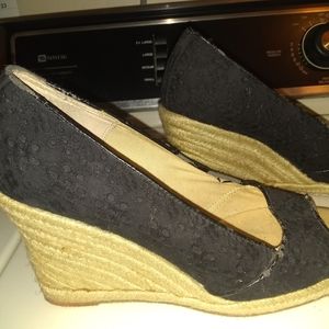 Tommy Hilfiger Wicker Pumps, Open-Toed.